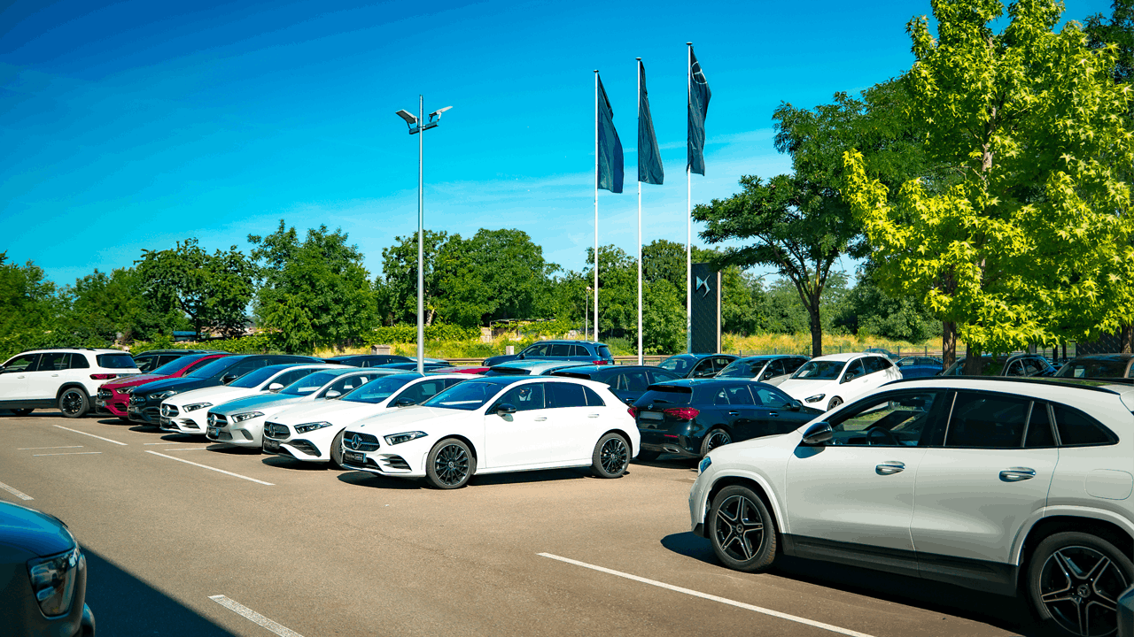 Parc de véhicule d'occasion Mercedes-Benz Kroely