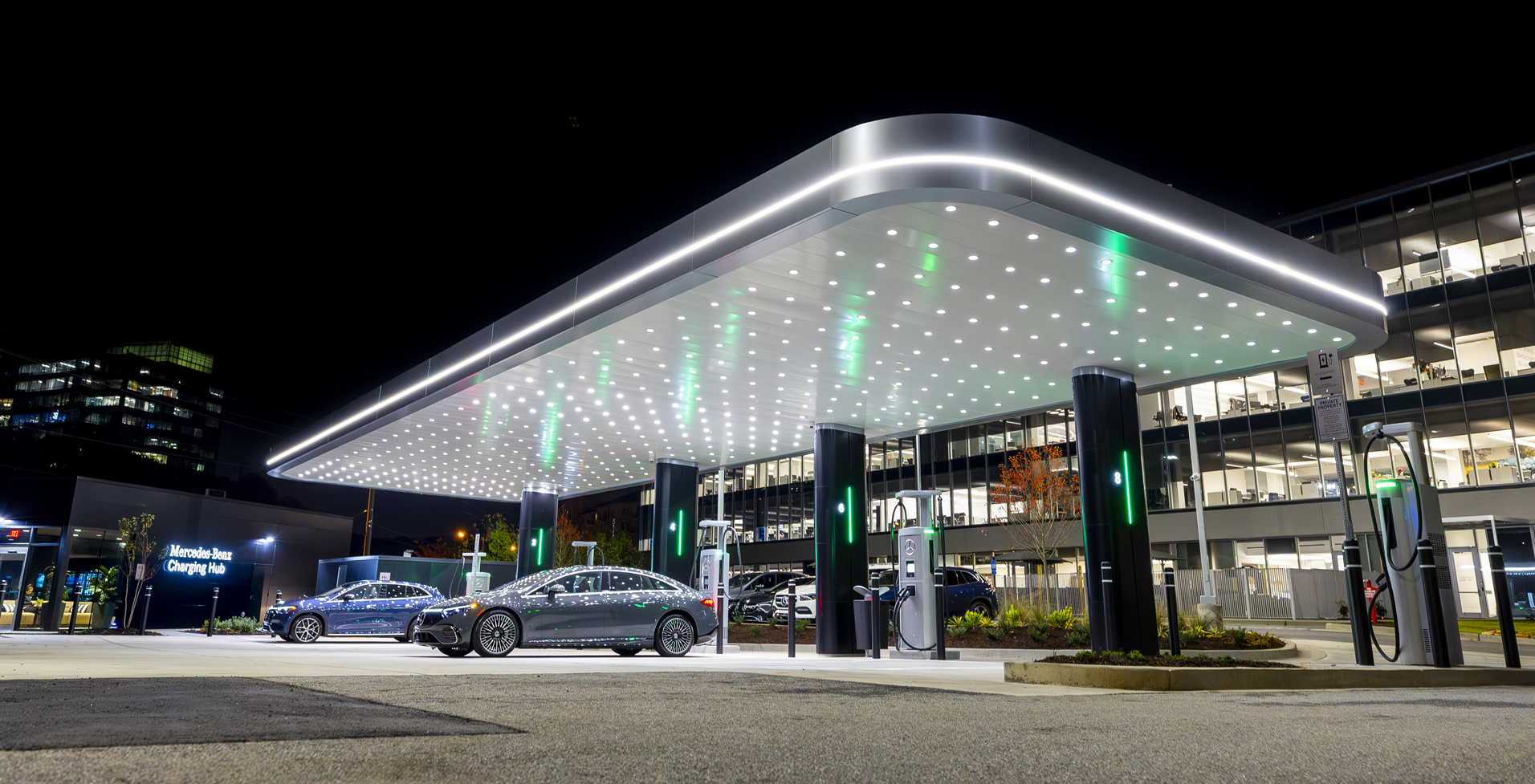Aire de rcharge Mercedes-Benz Charging Hub