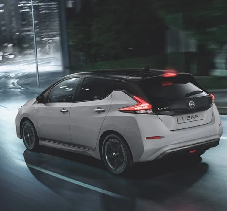 Nissan LEAF Chevalley - vue arrière