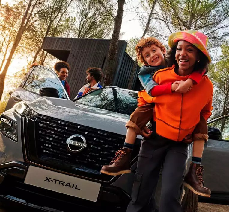 Nissan X-TRAIL vue avant 