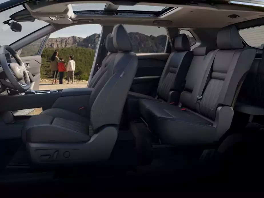 Habitacle 5 ou 7 places assises du Nissan X-trail