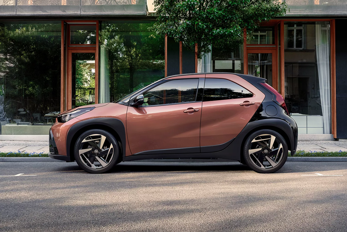 Détail des feux LED arrière du Toyota Aygo X Hybride