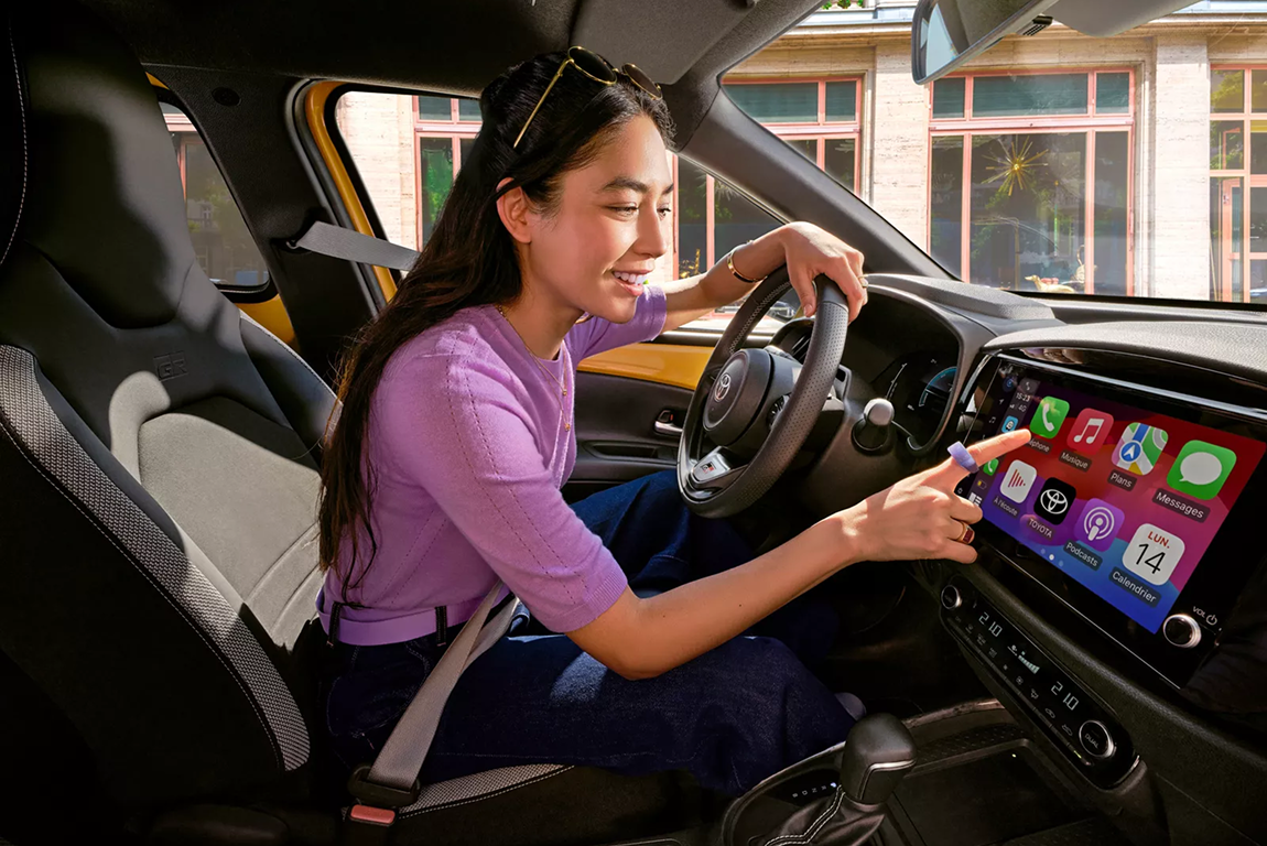 Coffre spacieux du Toyota Aygo X Hybride ouvert