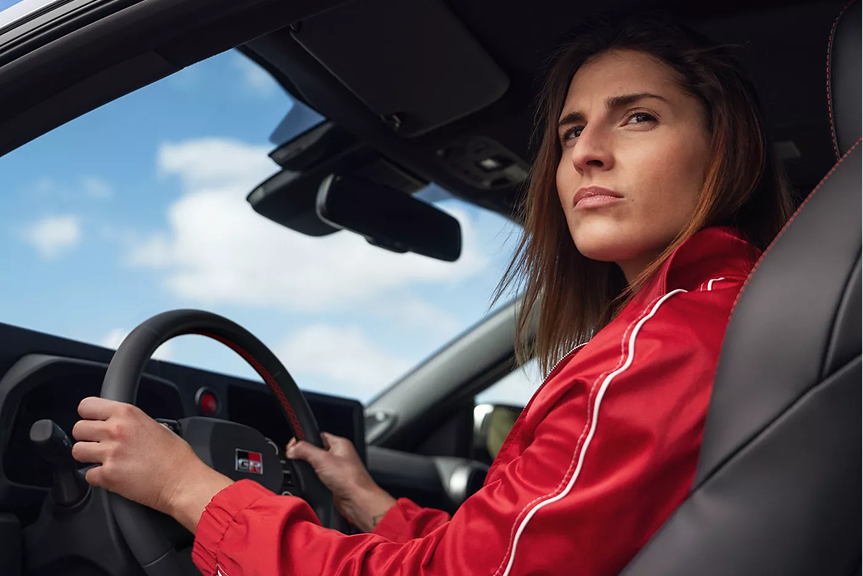 Intérieur sportif et technologique du Toyota GR Yaris 2026