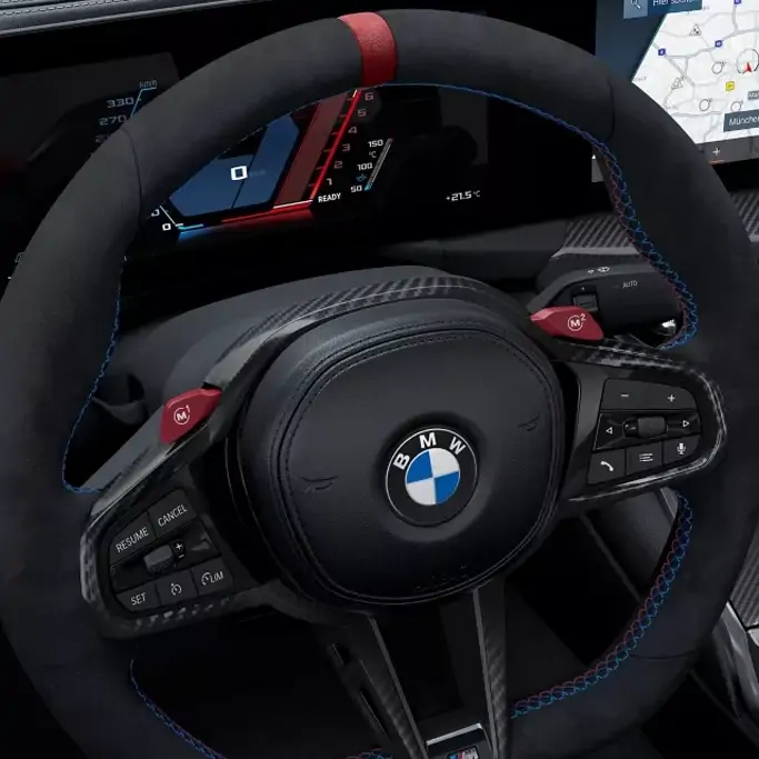 BMW M3 en conduite dynamique sur circuit