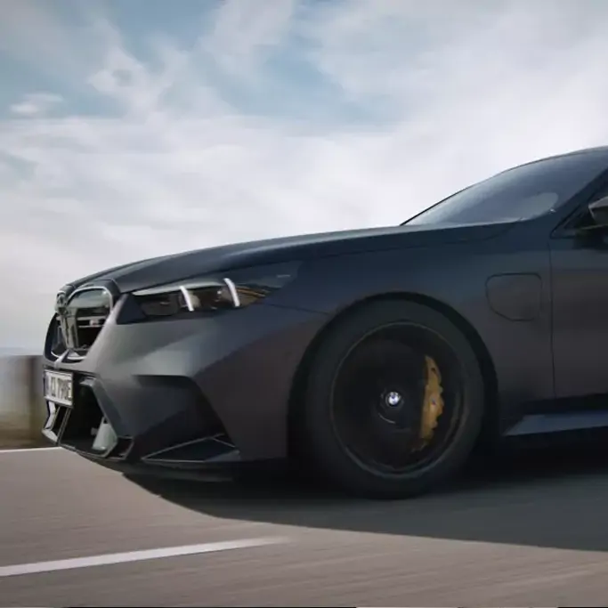 Détail de la jante M spécifique de la BMW M5