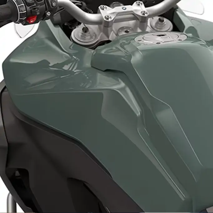 Détail du moteur bicylindre de la BMW F 900 GS Adventure
