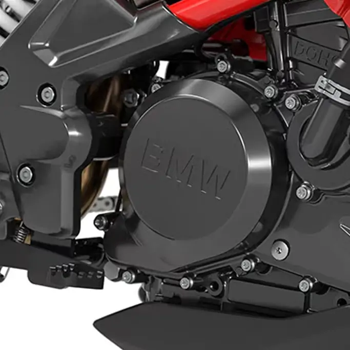 Profil dynamique de la BMW G 310 R en mouvement