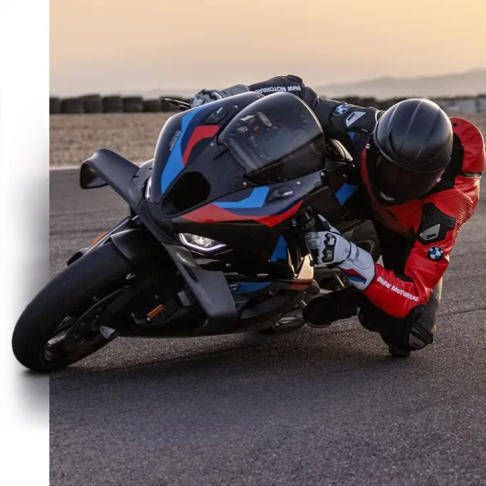 Ailerons aérodynamiques de la BMW M 1000 RR en gros plan