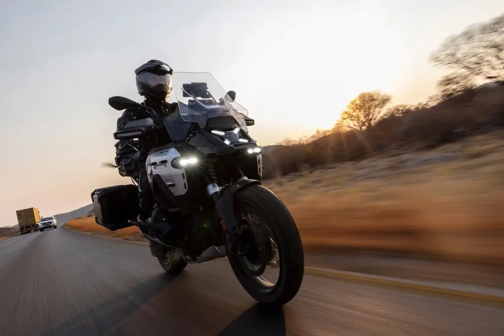 Tableau de bord numérique de la BMW R 1300 GS Adventure