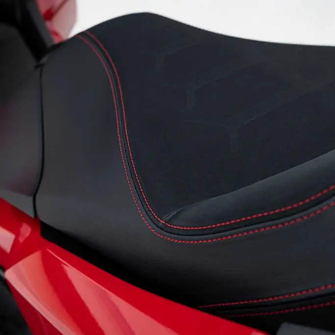 Détail de la suspension arrière du Honda ADV 350