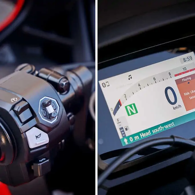 Vue arrière de la Honda CBR650R en stationnement