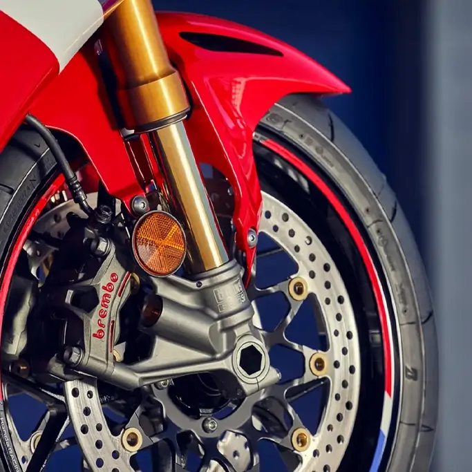 Détail du carénage avant de la Honda Fireblade