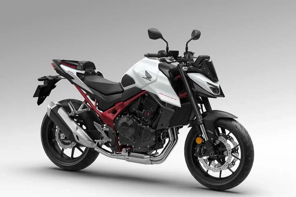 Tableau de bord numérique de la Honda Hornet 750