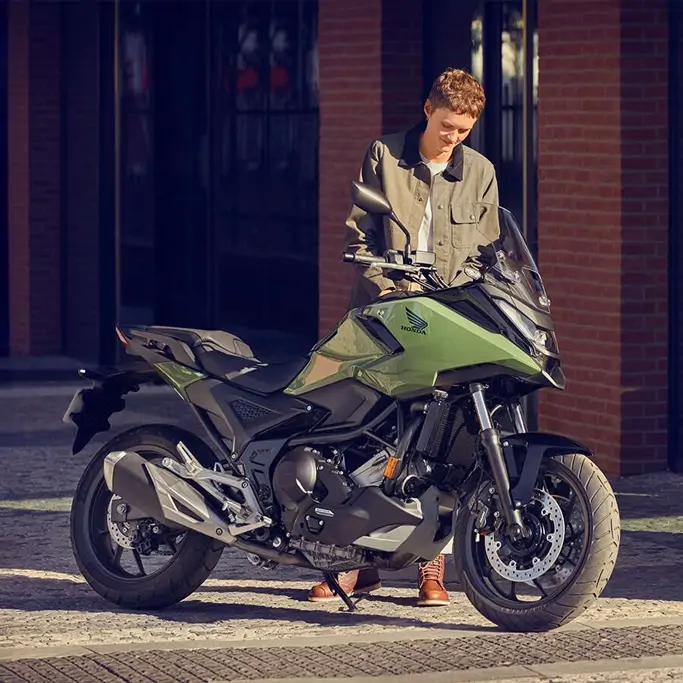 Espace de rangement sous la selle de la Honda NC750X DCT