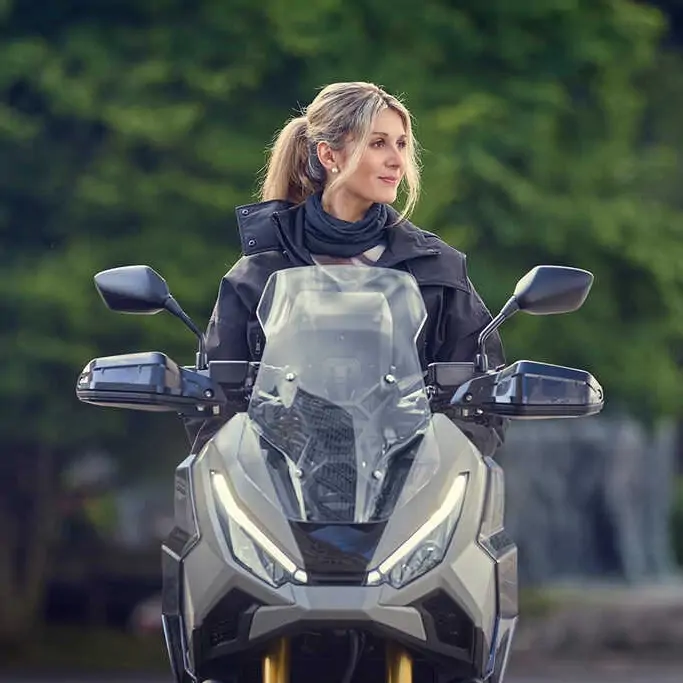 Détail de la selle et du coffre du Honda X-ADV