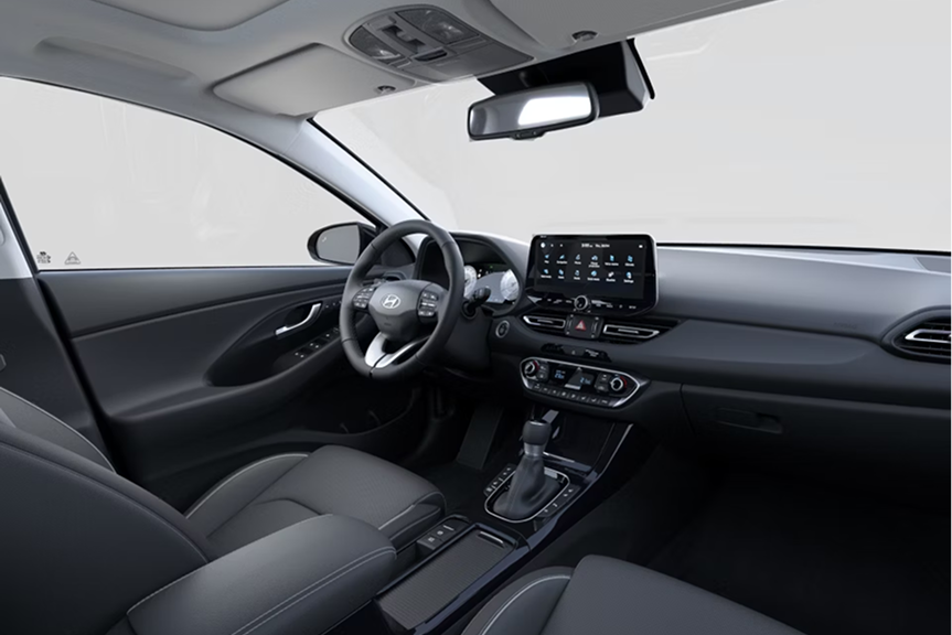 Intérieur moderne de la Hyundai i30 Fastback avec écran tactile
