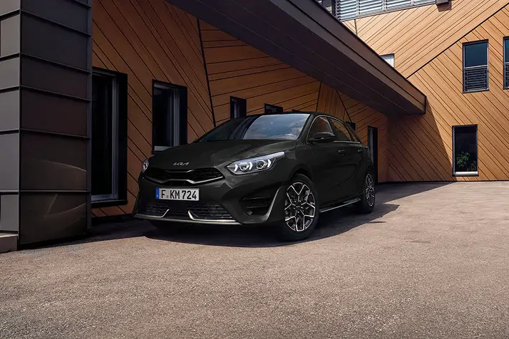 Habitacle spacieux et connecté du Kia Ceed essence