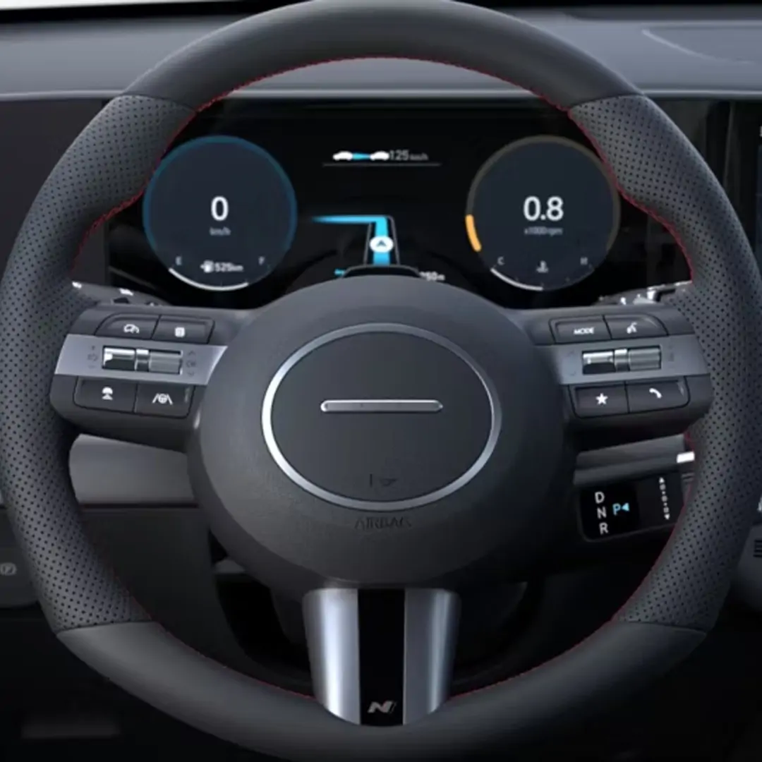 Hyundai KONA Hybrid profil dynamique en extérieur