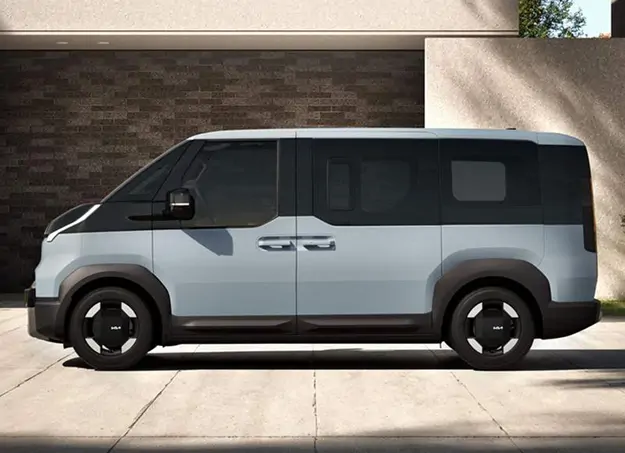 Intérieur du Kia PV5 Passenger avec vue sur le tableau de bord