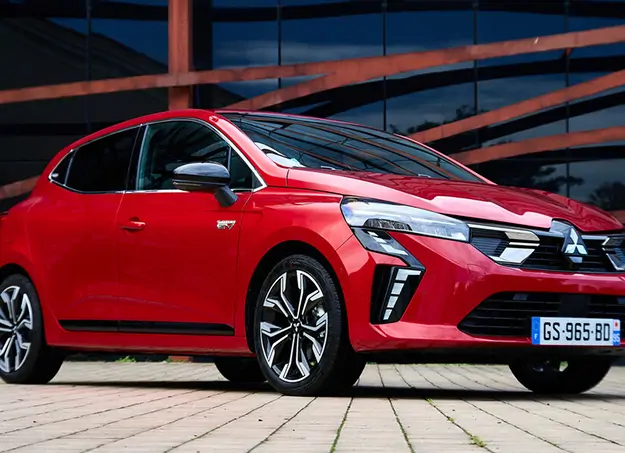 Habitacle spacieux et connecté de la Mitsubishi Colt
