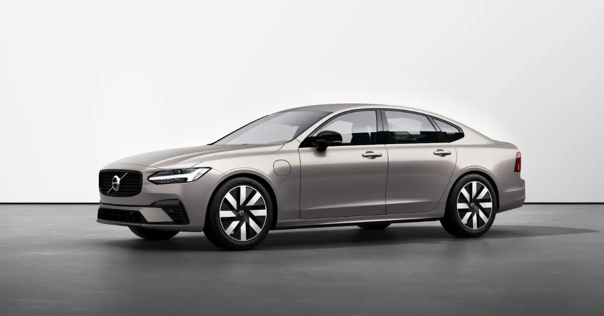 S90 : Berline d'exception
