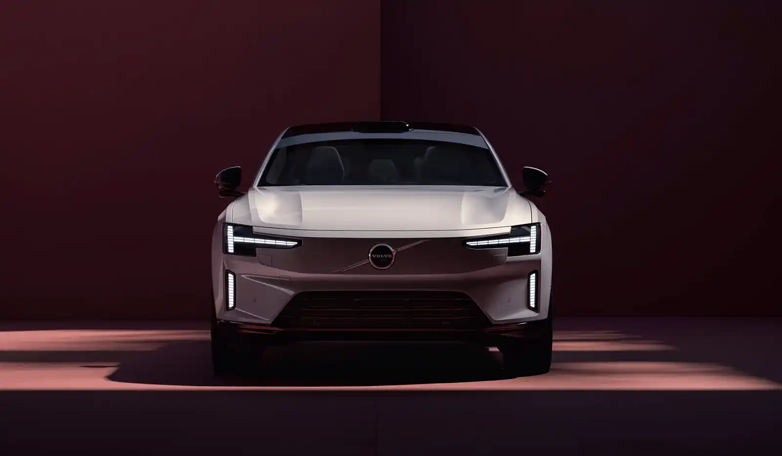 Face avant de le Volvo ES90 berline