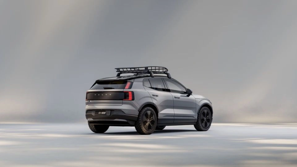 EX30 Cross Country